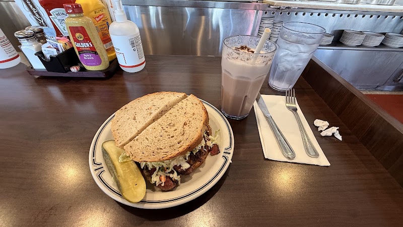 Food and interior photo 4 at Langer's Delicatessen-Restaurant in Los Angeles