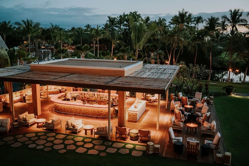 Food and interior photo 5 at HāLani in Waimea