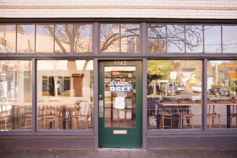 Dream Deli in Portland
