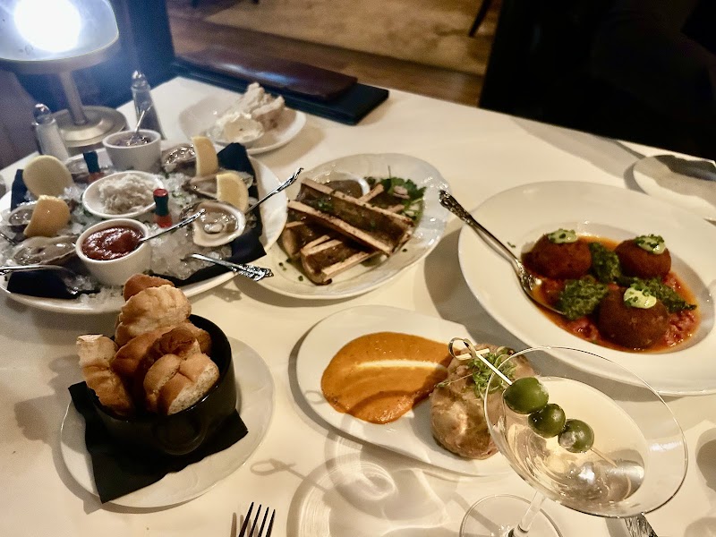 Food and interior photo 4 at The Hemingway in Tulsa