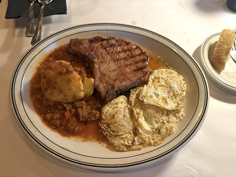 Food and interior photo 3 at Amerigo Italian Restaurant in Ridgeland