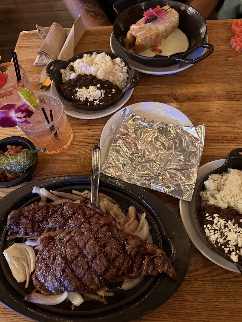 Food and interior photo 4 at El Patron Restaurante Mexicano in Orlando