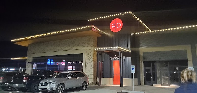 Red Door Woodfired Grill in Lenexa