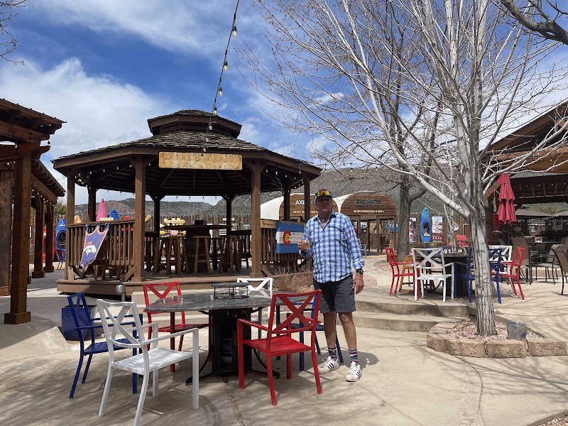 White Water Bar & Grill in Cañon City