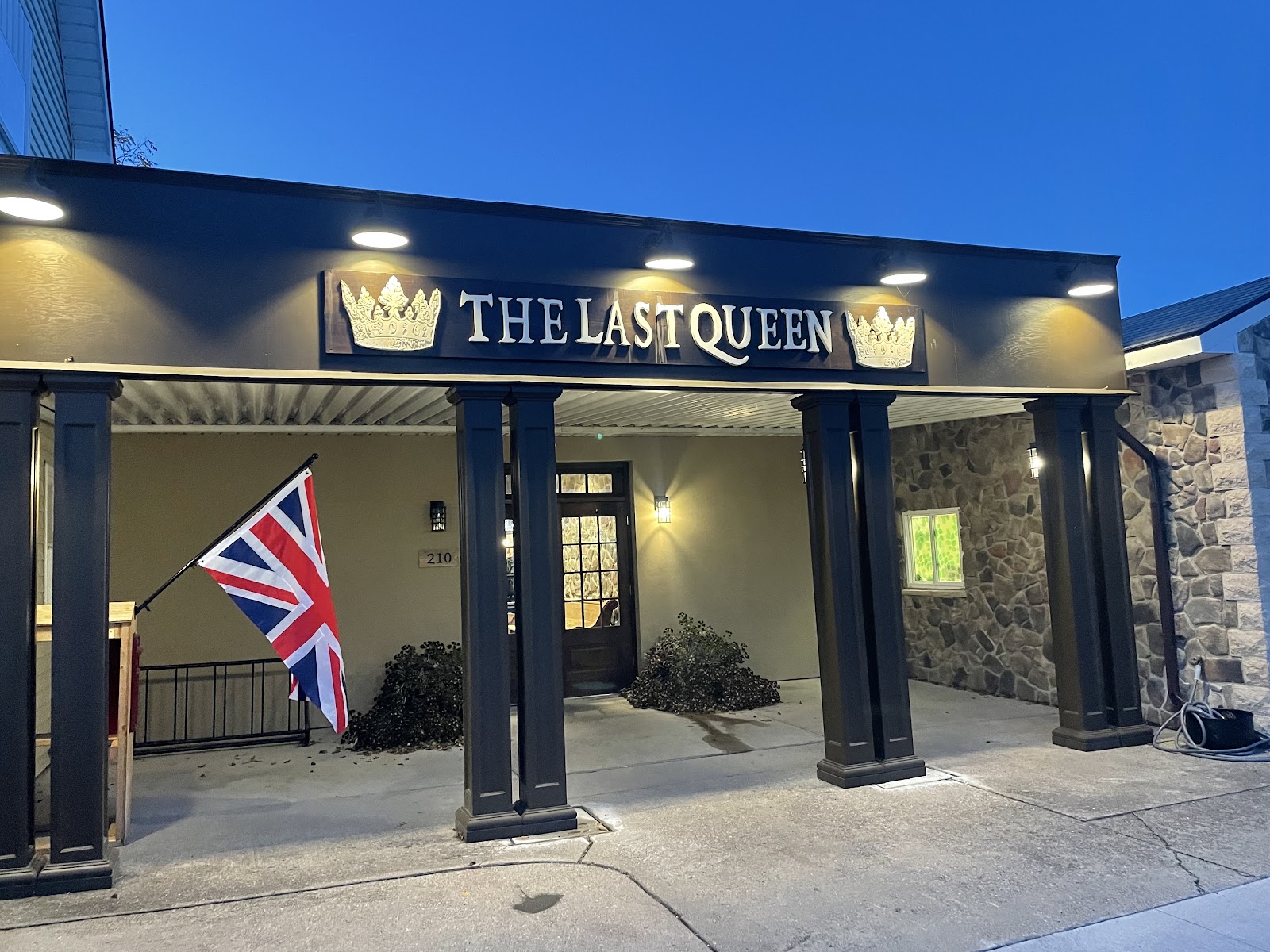 The Last Queen in Enon