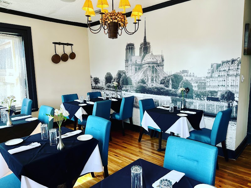 Cafe Des Amis in Parkville