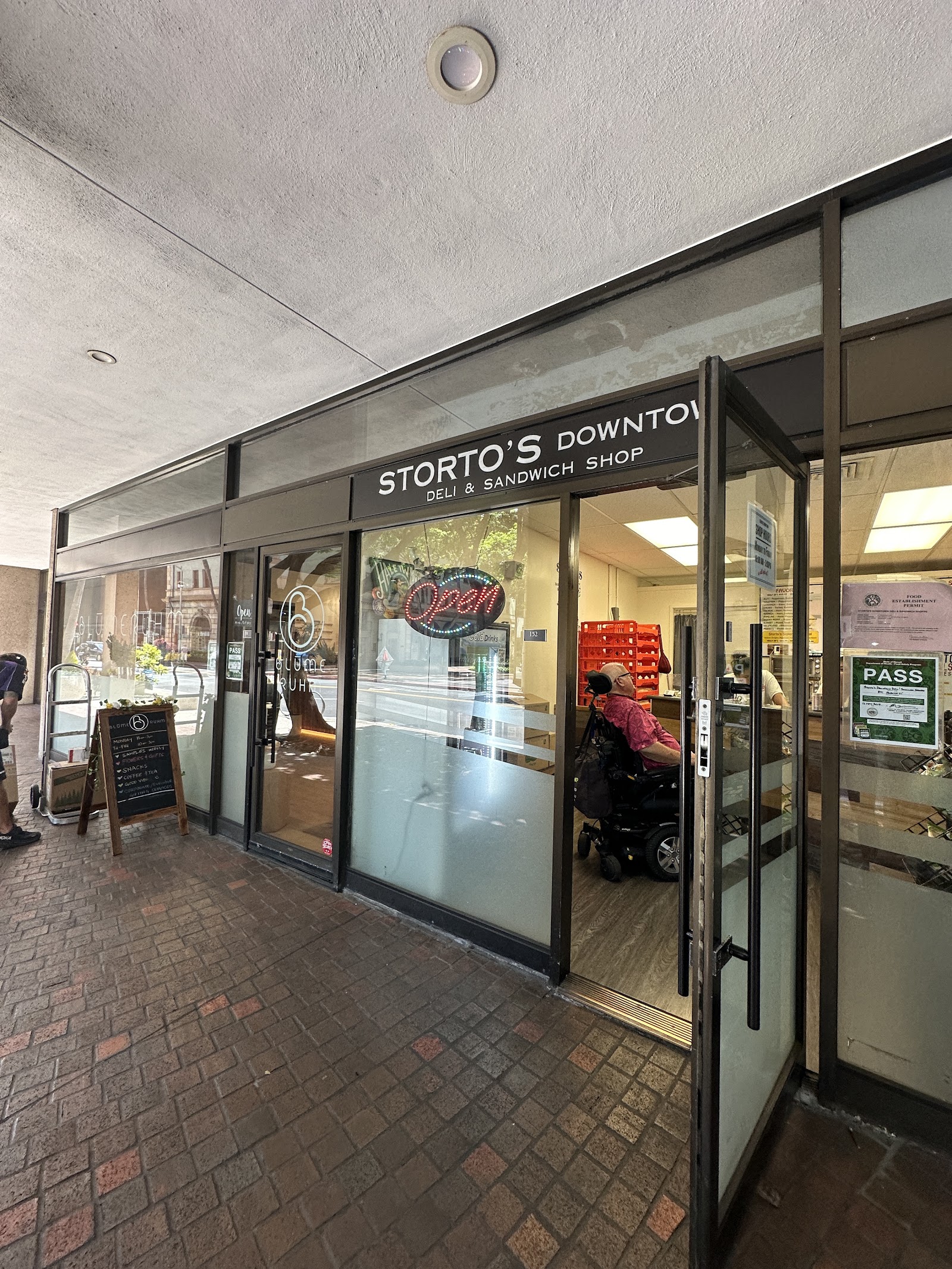 Storto's Deli & Sandwich Shoppe in Honolulu