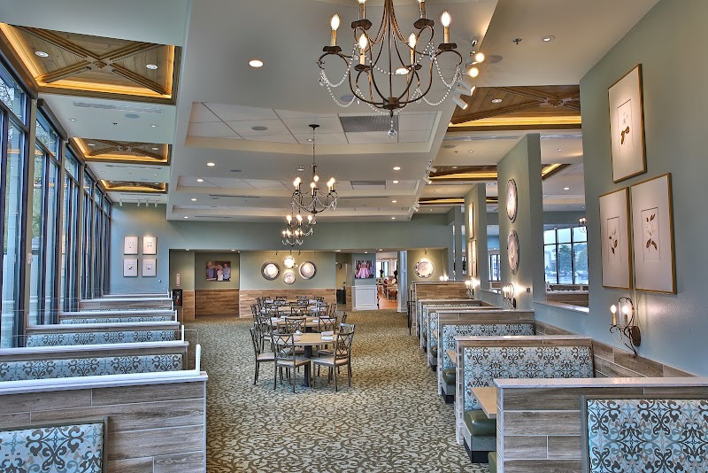 Paula Deen's Family Kitchen in Nashville