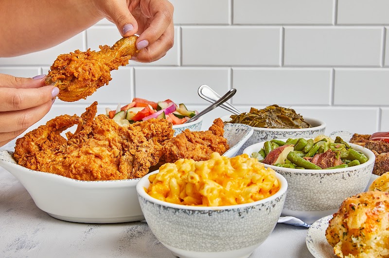 Food and interior photo 2 at Paula Deen's Family Kitchen in Nashville