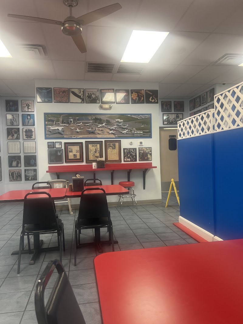 Food and interior photo 4 at Glasgow Deli in Dover