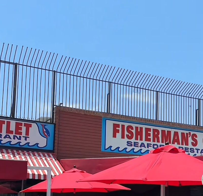 Food and interior photo 2 at Fisherman's Outlet in Los Angeles