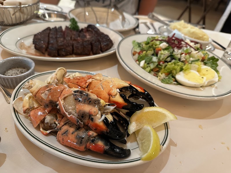 Food and interior photo 4 at Joe's Seafood, Prime Steak & Stone Crab in Las Vegas