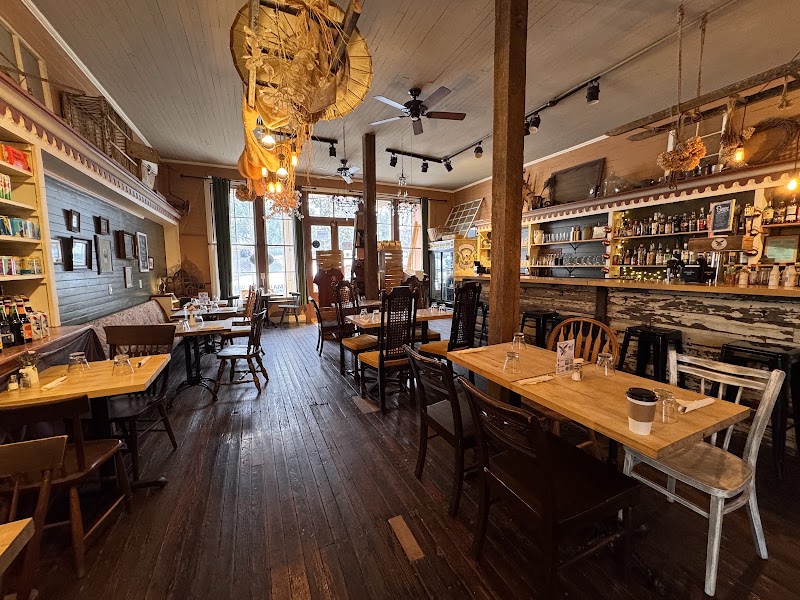 Food and interior photo 5 at Snallygasters Cafe and Wine Bar in Bolivar