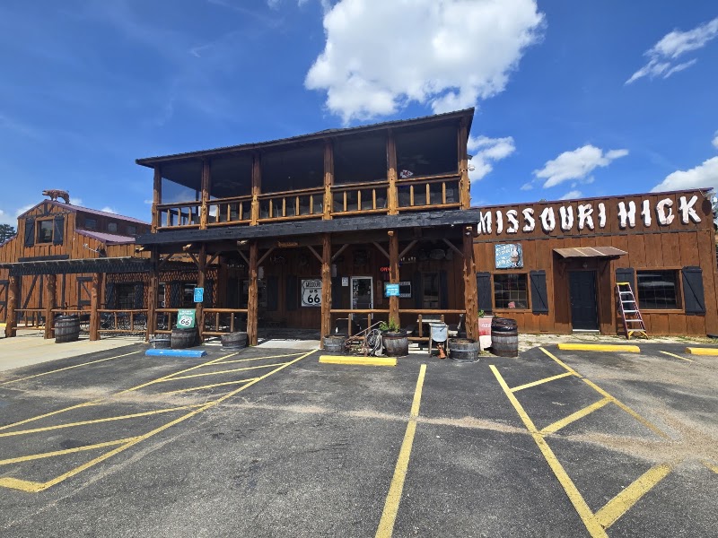Food and interior photo 2 at Missouri Hick Barbeque in Cuba