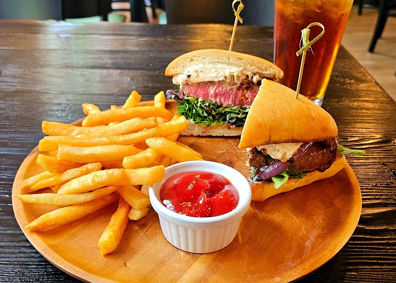 Food and interior photo 5 at Park 82 in Atlanta