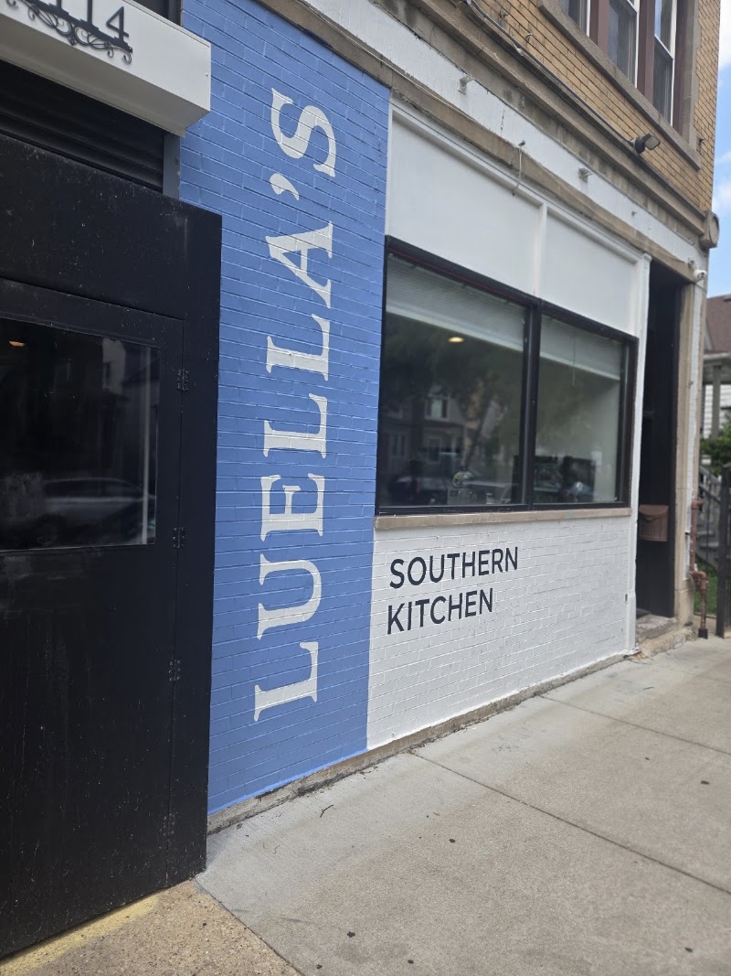 Food and interior photo 4 at Luella's Southern Kitchen in Chicago