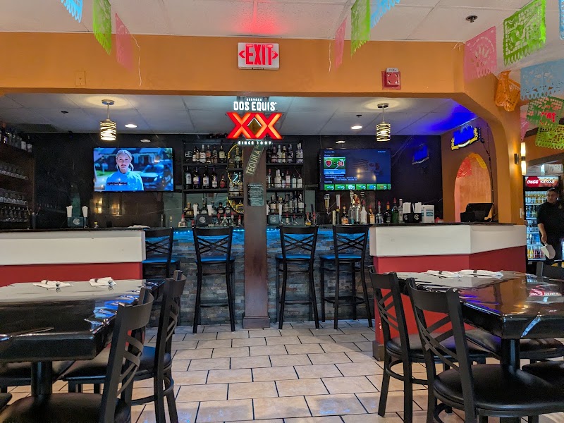 El Viajero Tradicional Mexicano in Hooksett