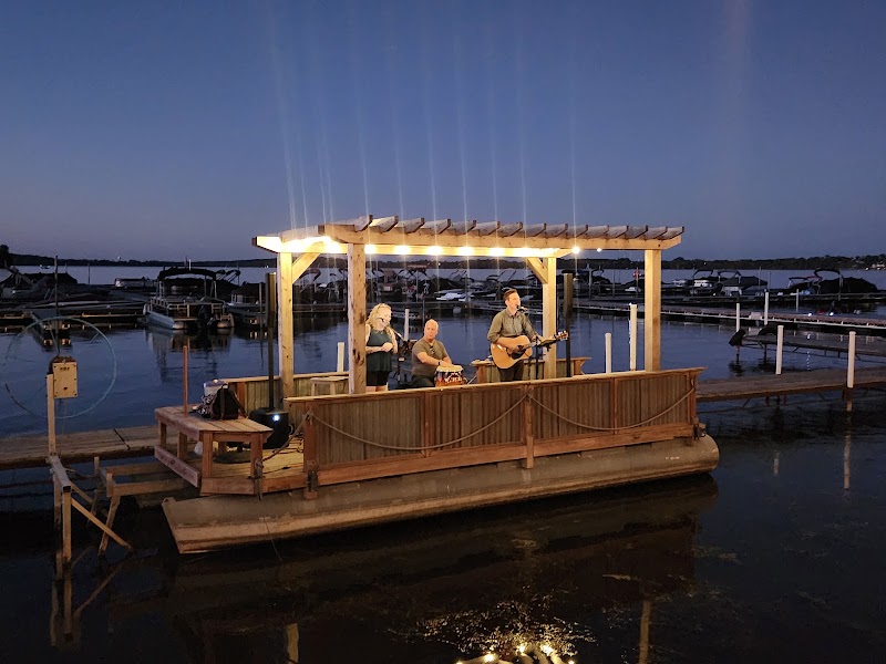 Food and interior photo 5 at Lola's Lakehouse in Waconia
