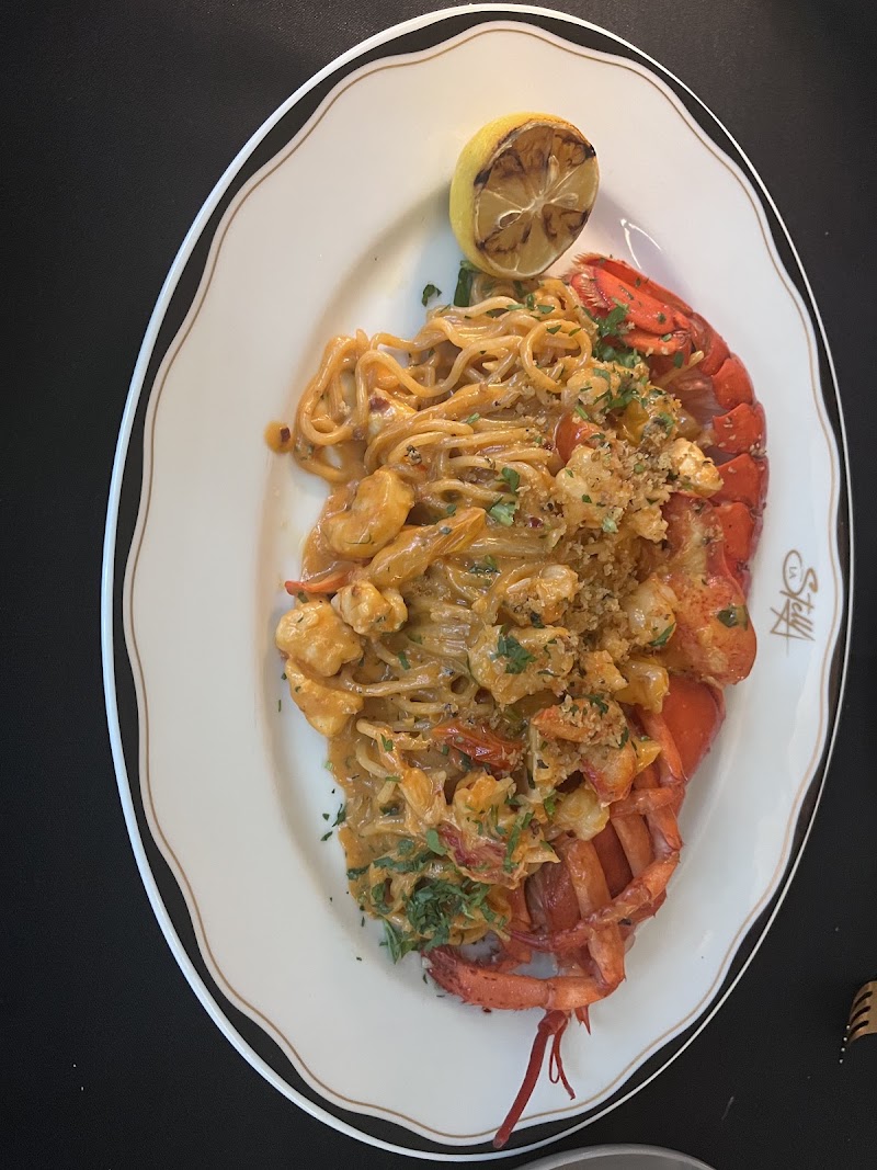 Food and interior photo 2 at La Stella Cucina Verace in Dallas