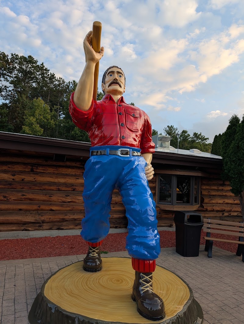 Food and interior photo 4 at Paul Bunyan's Cook Shanty in Wisconsin Dells