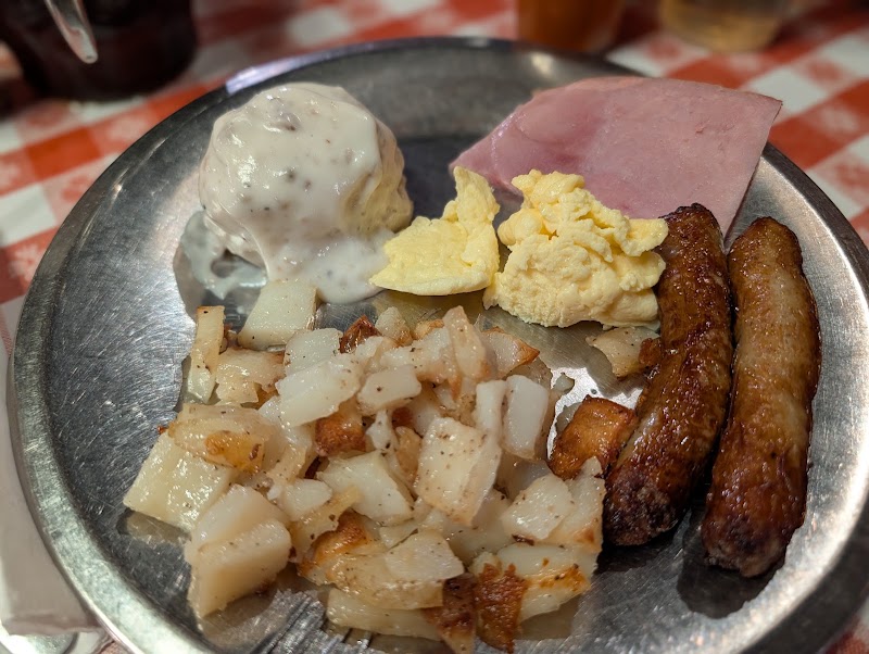 Food and interior photo 2 at Paul Bunyan's Cook Shanty in Wisconsin Dells