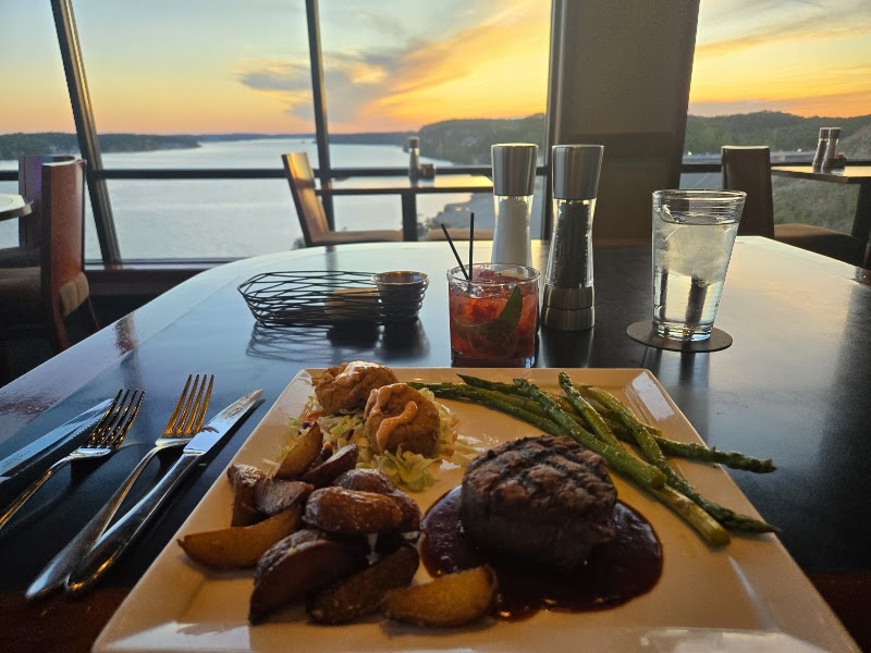 Food and interior photo 1 at Baxter's Lakeside Grille in Lake Ozark