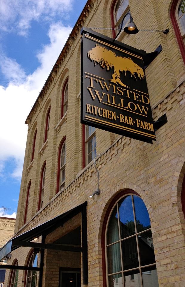 Twisted Willow Restaurant in Port Washington