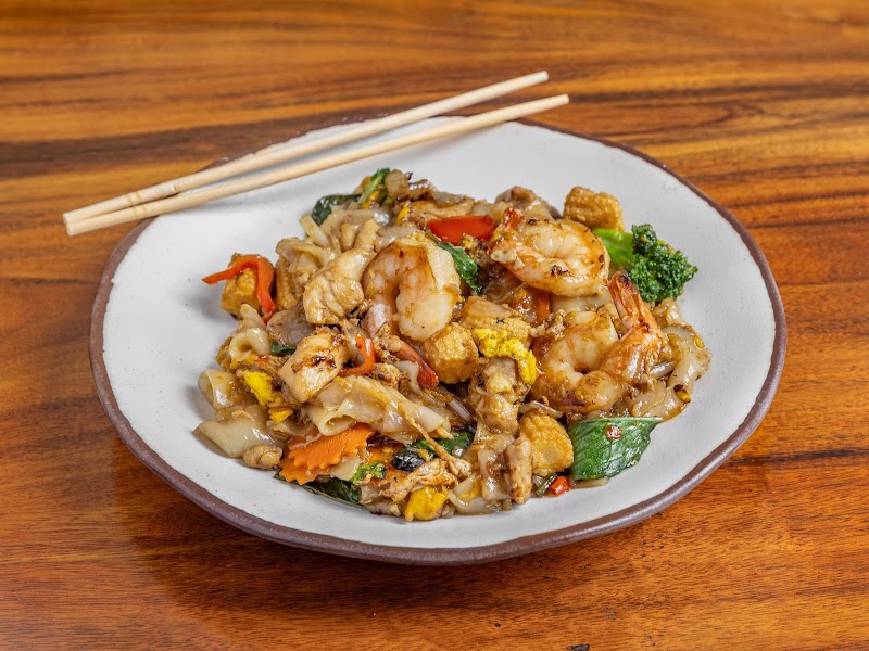 Food and interior photo 1 at Nakhon Southern Thai in Boston