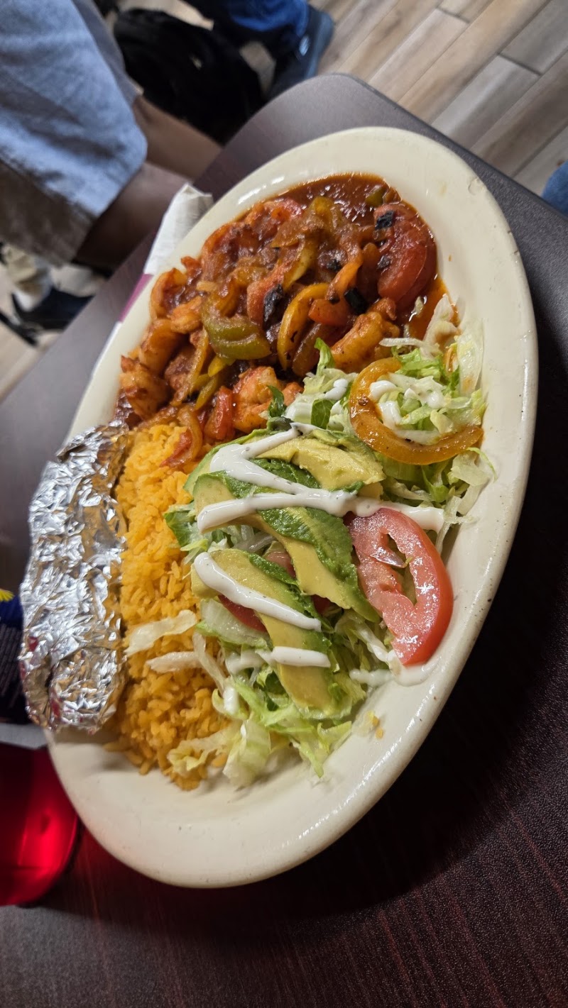 Food and interior photo 3 at La Mexicana in Coralville