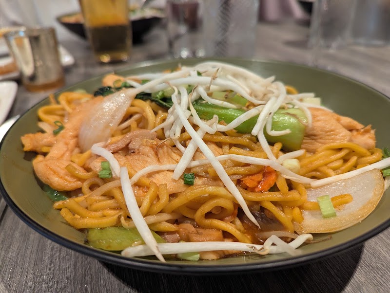 Food and interior photo 3 at Kao Thai Cuisine in Columbia