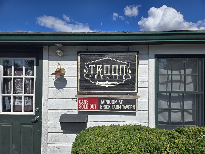 Brick Farm Tavern in Hopewell