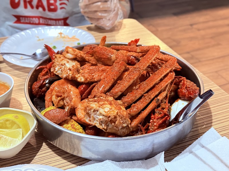 Food and interior photo 3 at The Luscious Crab in Saint Paul
