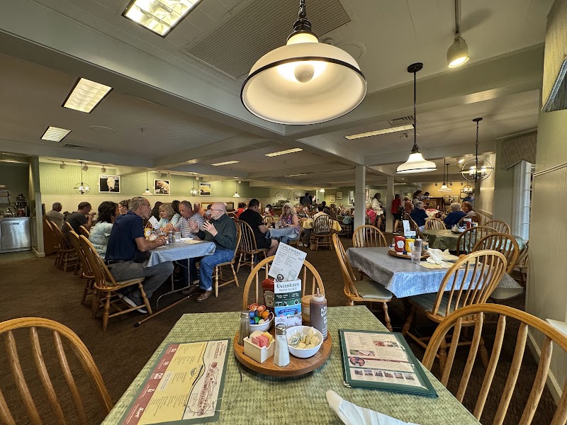 Food and interior photo 1 at Das Dutchman Essenhaus in Middlebury