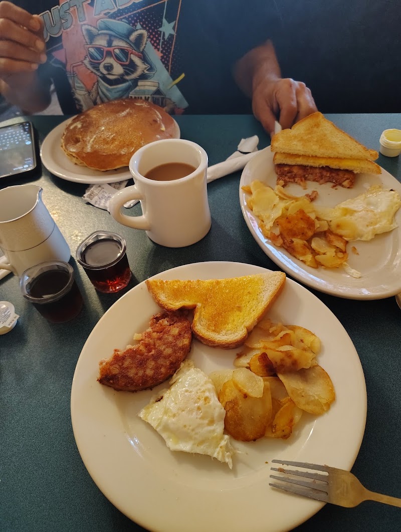 Food and interior photo 1 at Paul Revere Family Restaurant in Mansfield