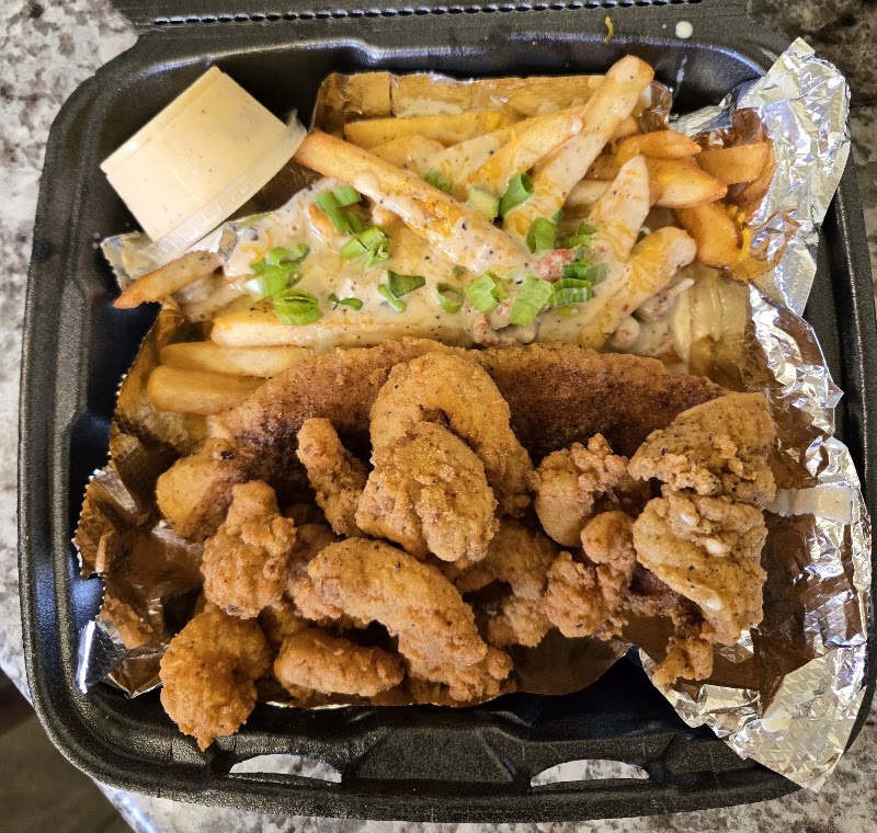 Food and interior photo 4 at Heard Dat Kitchen in New Orleans