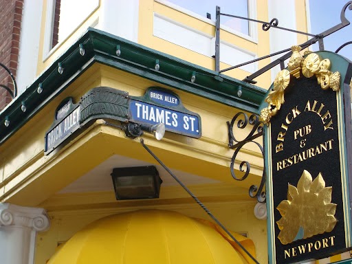 Brick Alley Pub & Restaurant in Newport