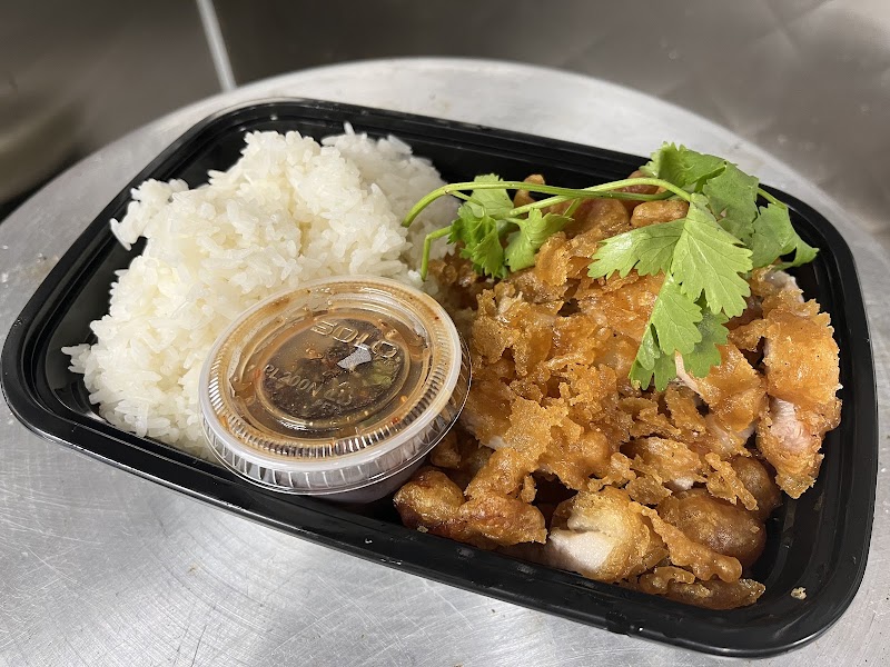 Zaap Der Thai-Lao Kitchen in Gold Bar