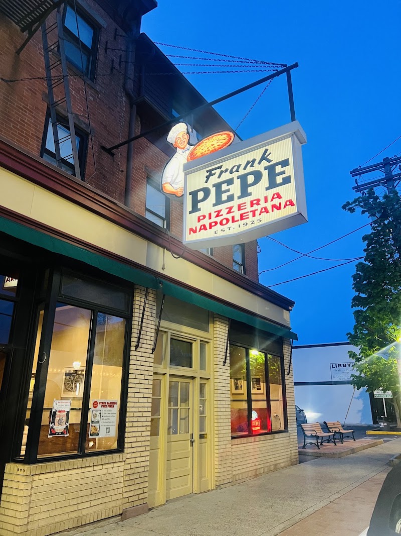 Food and interior photo 5 at Frank Pepe Pizzeria Napoletana in New Haven