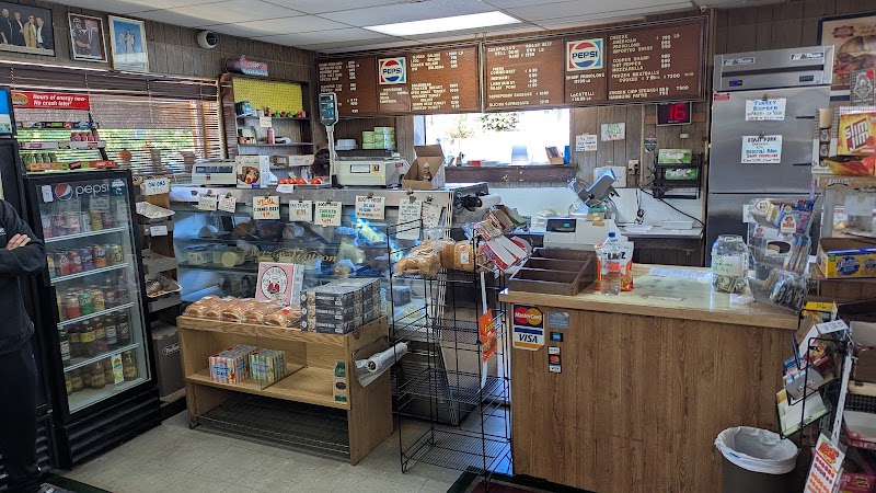 Food and interior photo 5 at Casapulla's in Wilmington