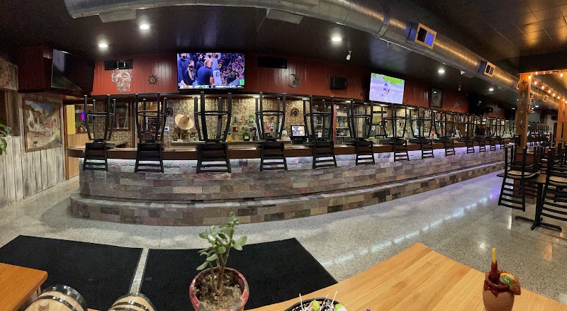 Los Mezcales Bar & Grill in Fond du Lac