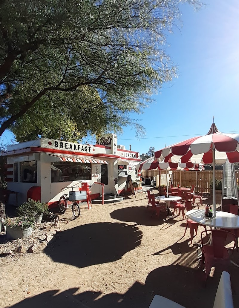 Dot’s Diner in Bisbee
