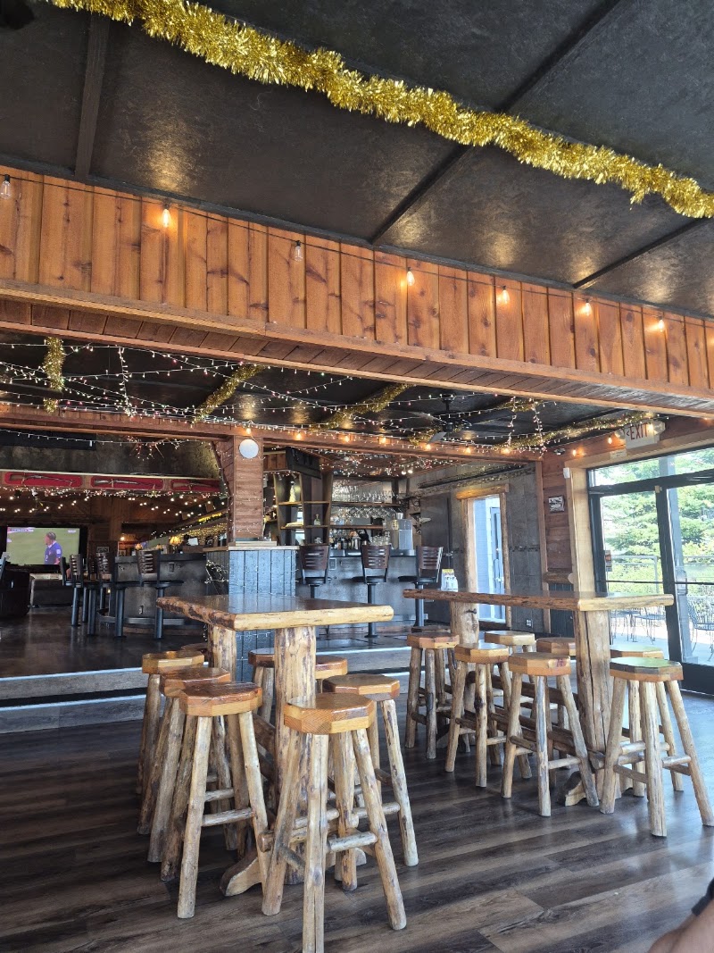 Food and interior photo 4 at SHINDIGS Kitchen & Social in Hauser