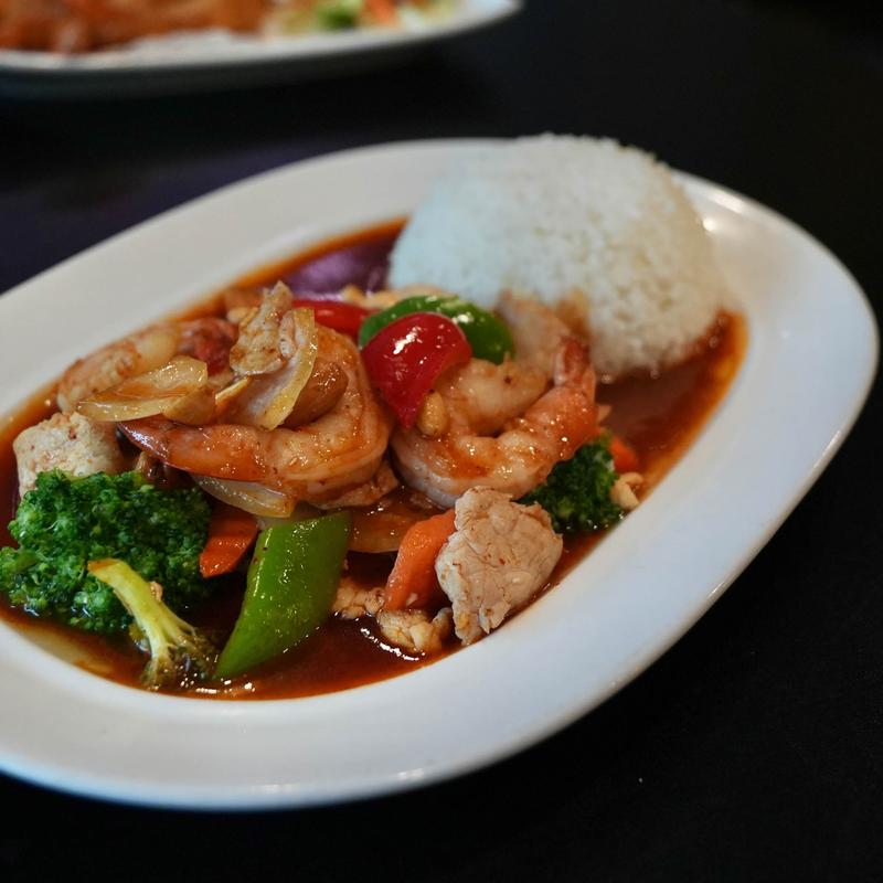Food and interior photo 1 at Ti-Ney Bangkok Folly in Charleston