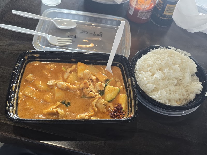 Food and interior photo 5 at Red Lotus Thai Express in Papillion