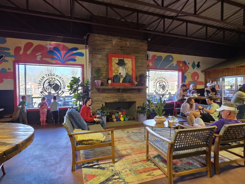 Food and interior photo 5 at Mountain Goat Market in Monteagle