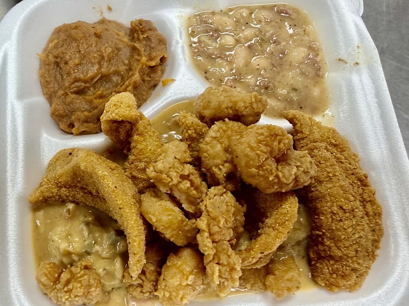 Food and interior photo 1 at Bellue's Fine Cajun Cuisine in Baton Rouge