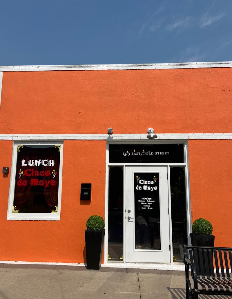 Cinco de mayo restaurant & bar in Gillette