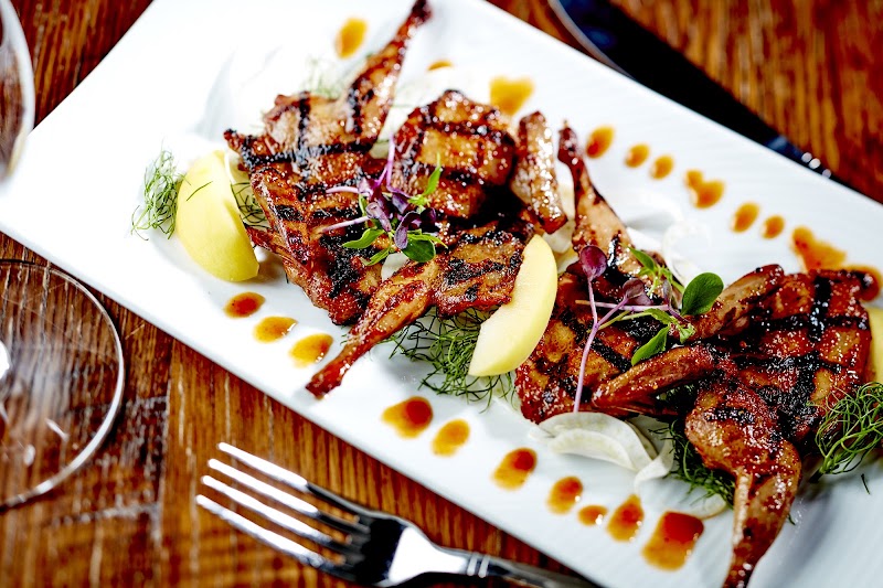 Food and interior photo 1 at Le Malt Lounge in Woodbridge Township
