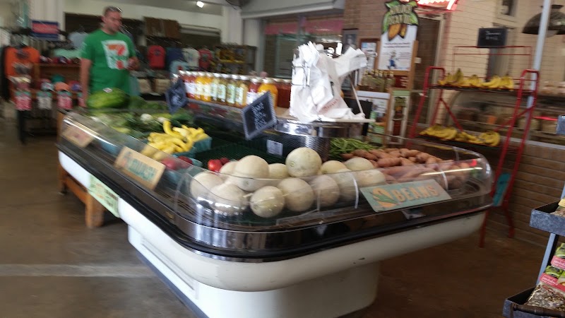 Food and interior photo 4 at Peach Park in Clanton