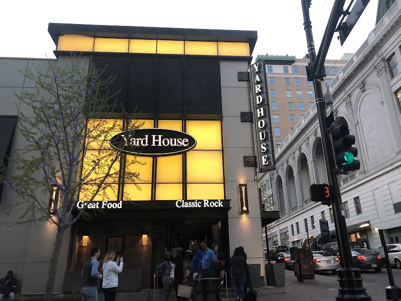 Yard House in Kansas City